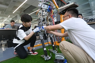 浙江 研發(fā)投入五年翻番 智能機器人產業(yè)迎來新機遇